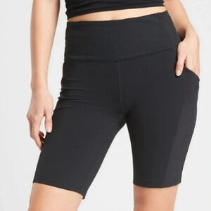 Athleta Excursion Hybrid 9” Black Pocket Biker Shorts Small Activwear Spandex
